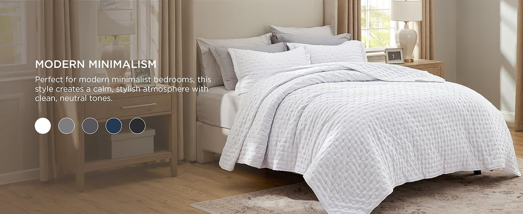Quilts Queen Size - Bright White Bedspread Queen Size & Lightweight Comforter, Modern Coverlet with Clover Pattern, Ultra Soft All-Season Bedding, 90 x 96 Inches | Stitch-Free Quilting, Lightweight, Summer Bedding Set, Machine Washable, Pet-Friend